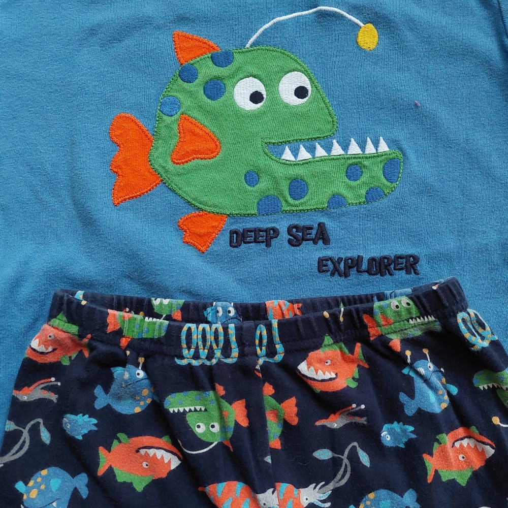 Angler & octopus Gymboree pjs size 12 - Picture 11 of 16